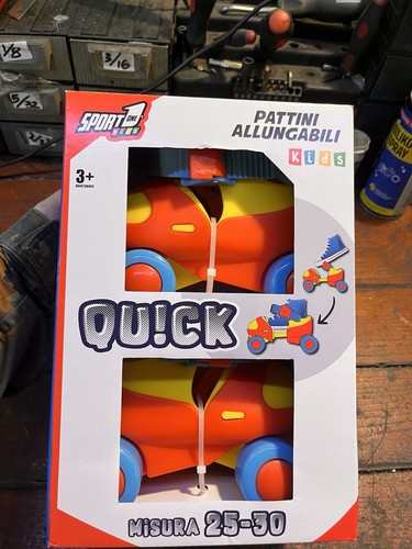 Pattini rotelle - a,